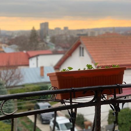 Apartamento Casa Famous Iasi Exterior foto