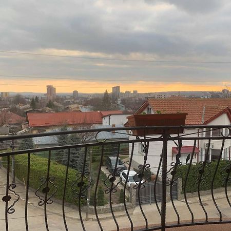 Apartamento Casa Famous Iasi Exterior foto