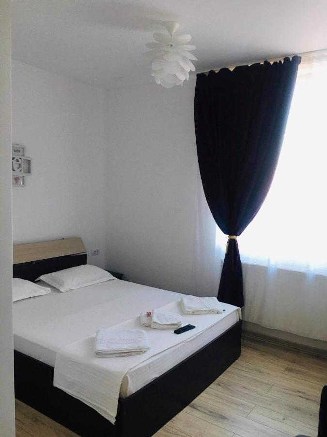 Apartamento Casa Famous Iasi Exterior foto